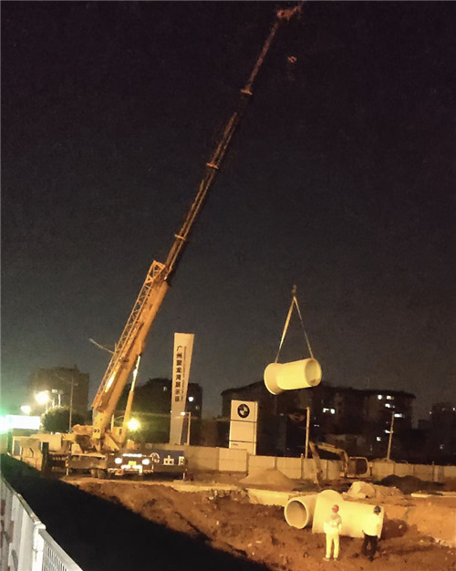 博罗县“弯臂矫正”—— 吊车的 “形变补偿” 技术